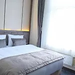 Muenden Hotel *